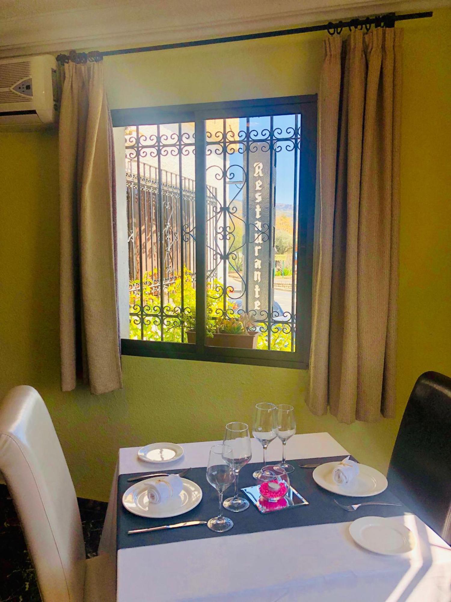 Hotel Puerta Nazari Orgiva Buitenkant foto
