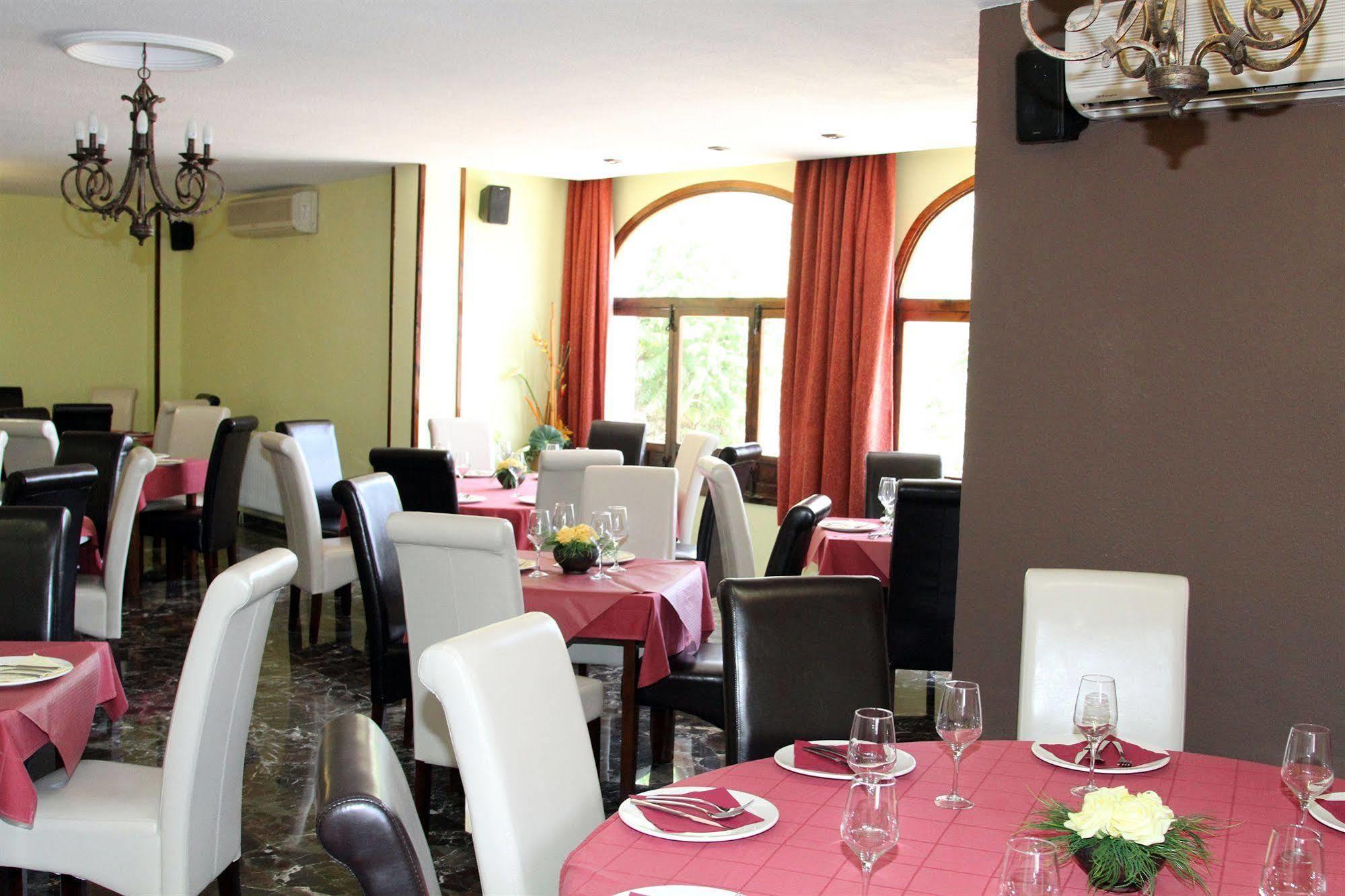 Hotel Puerta Nazari Orgiva Buitenkant foto