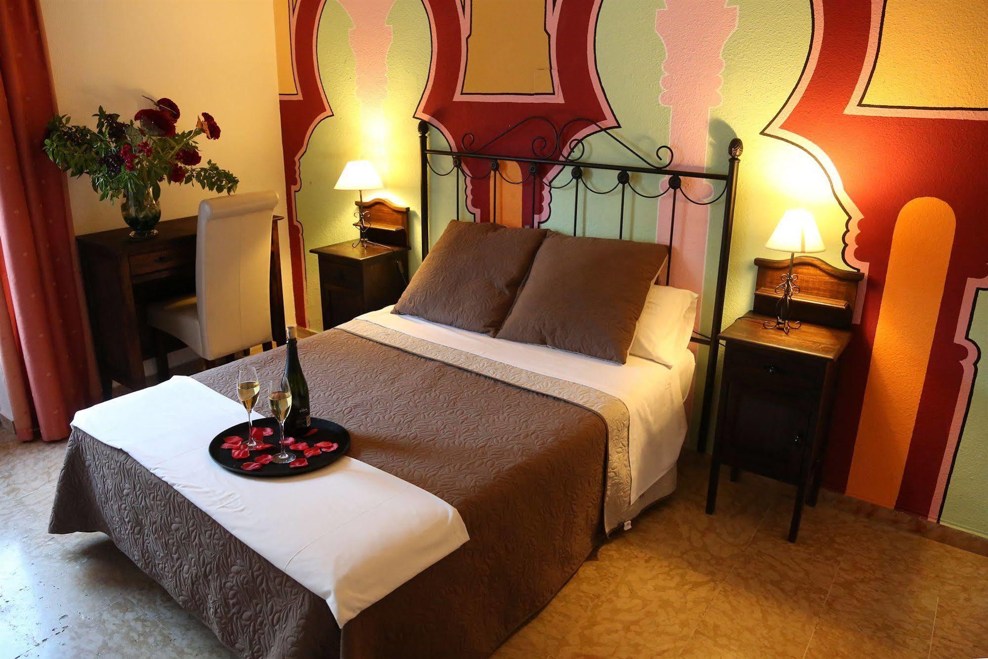 Hotel Puerta Nazari Orgiva Buitenkant foto