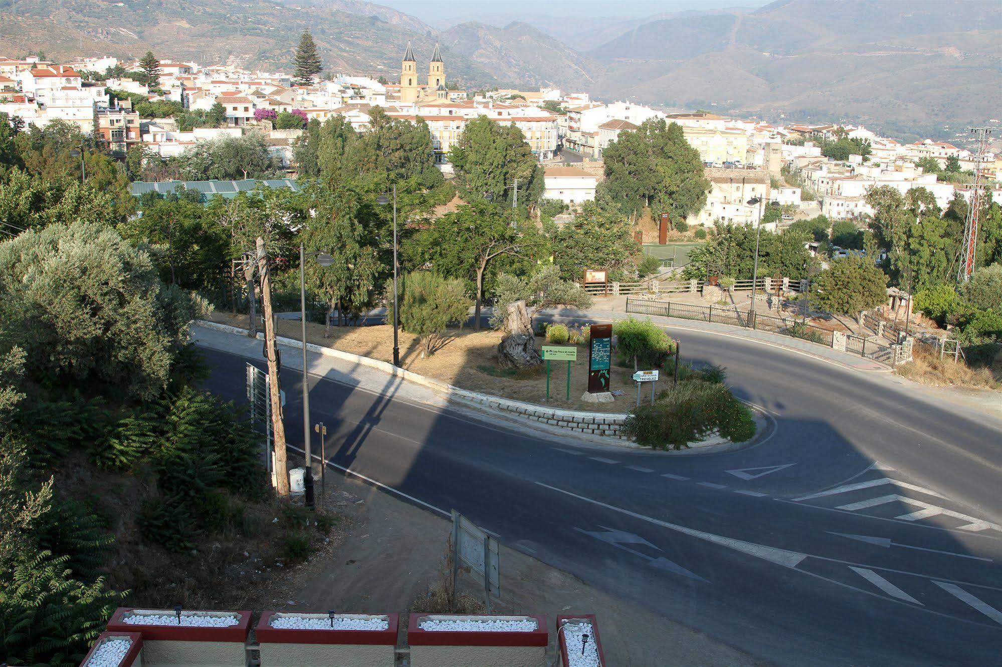 Hotel Puerta Nazari Orgiva Buitenkant foto